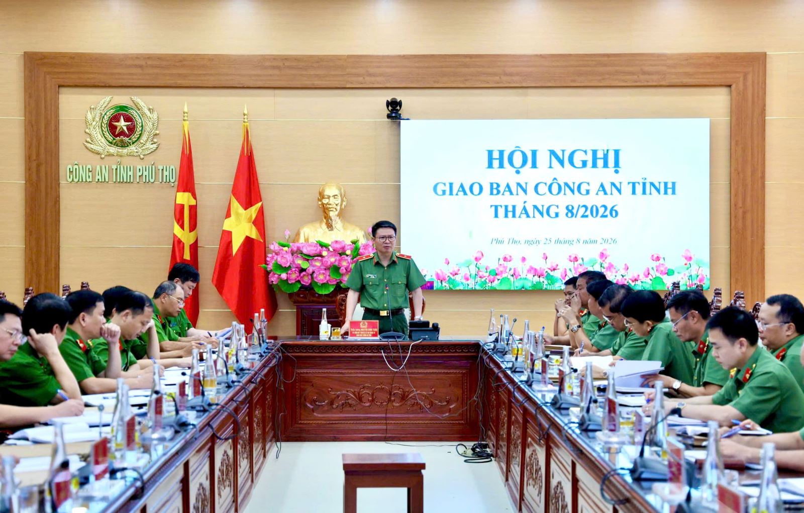 Tin nổi bật