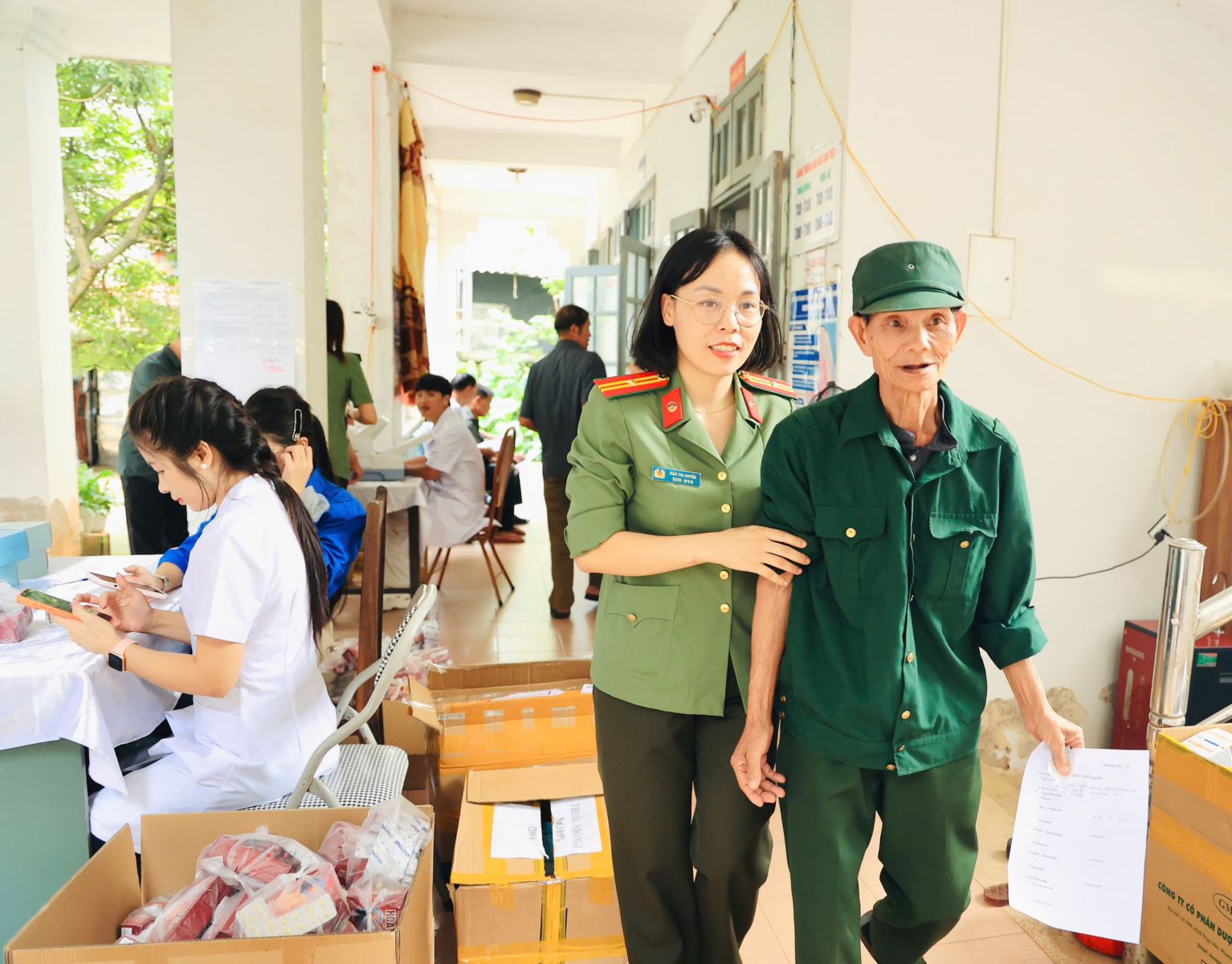 Tin nổi bật